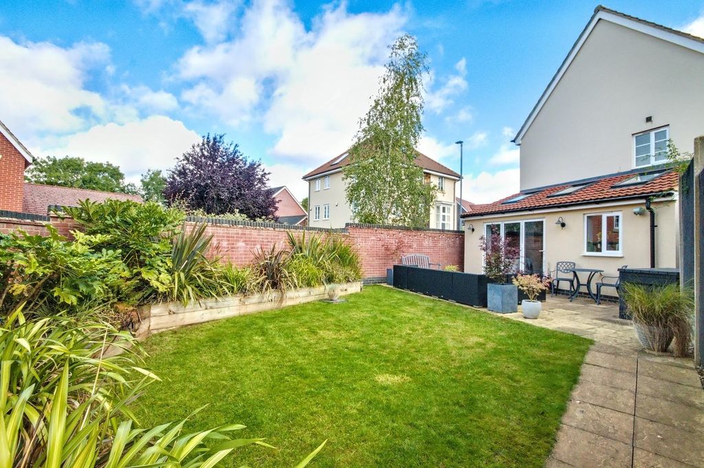 Property photo 3 of 20
