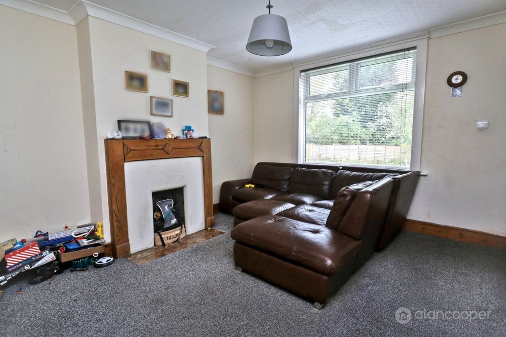 Property photo 3 of 20 5155245
