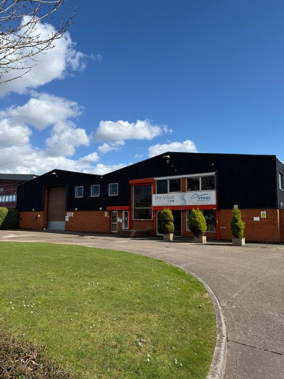 Property photo 2 of 8