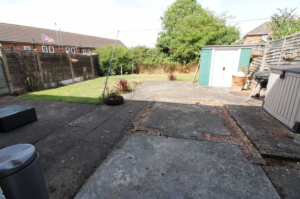 Property photo 2 of 7
