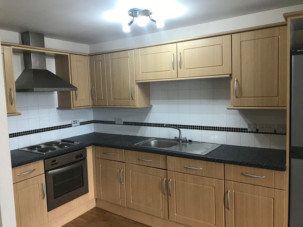 Property photo 1 of 5 Kitchen