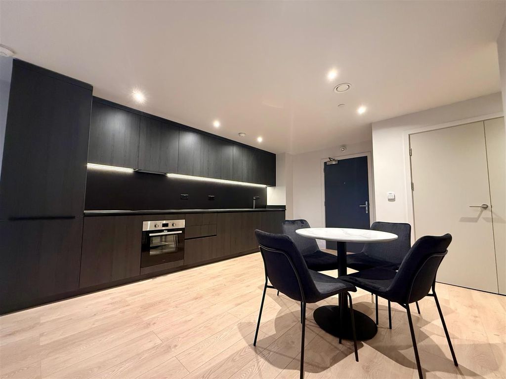 Property photo 3 of 13 Whatsapp Image 2026-02-11 At 11.01.03 (3).Jpeg