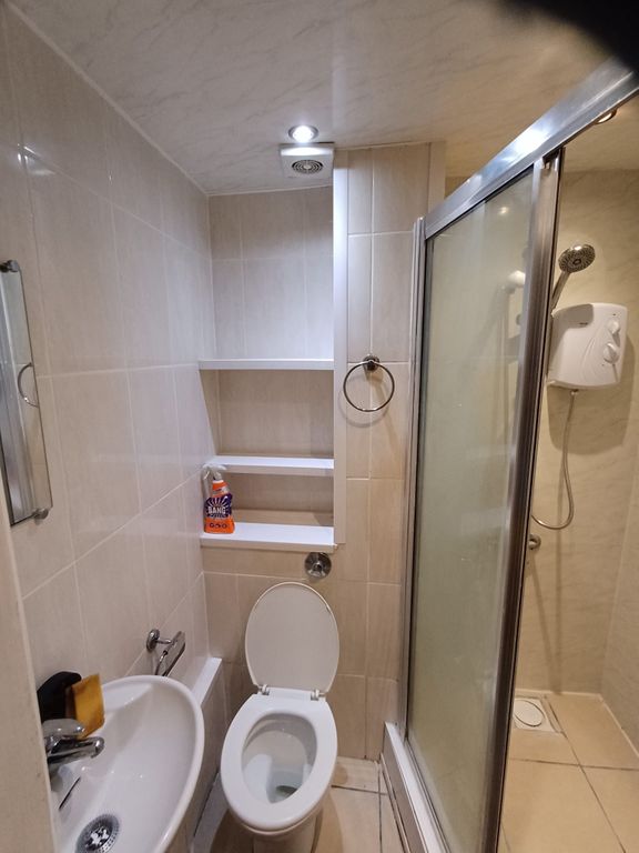 Property photo 3 of 3