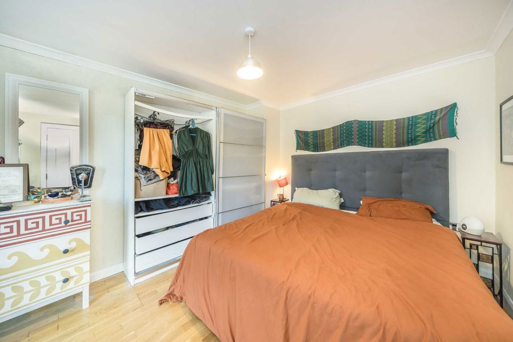 Property photo 2 of 3