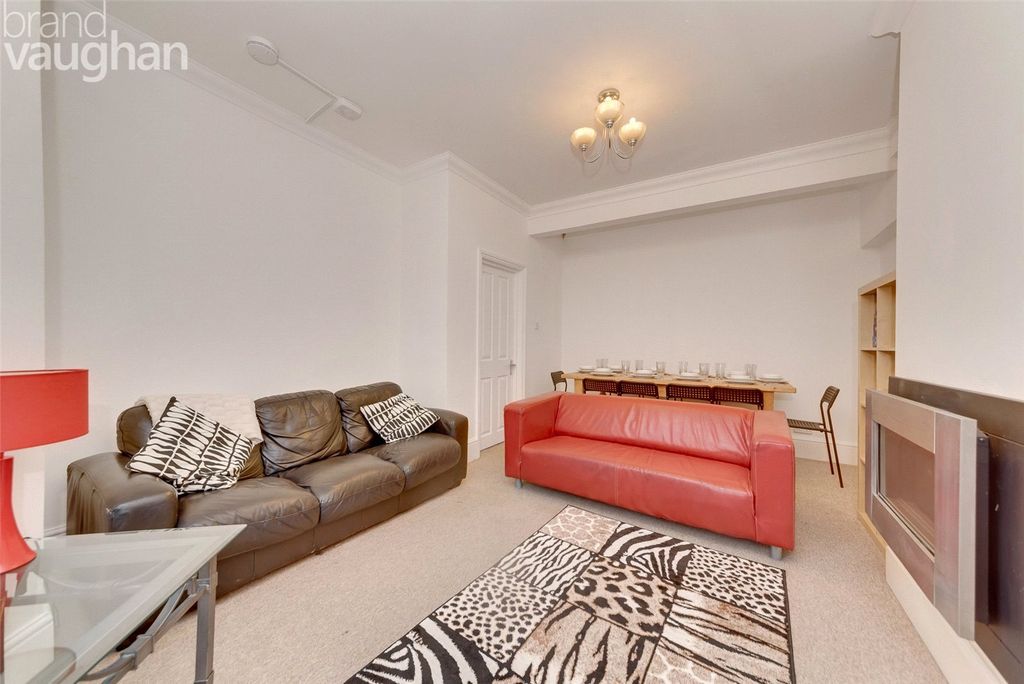 Property photo 3 of 9 Picture No. 08