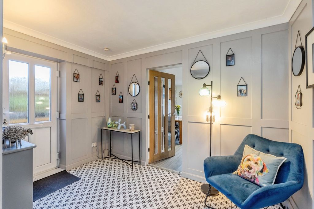 Property photo 3 of 19 Pbox-Img.Jpg