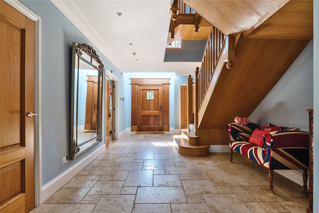 Property photo 3 of 51 Picture No. 40