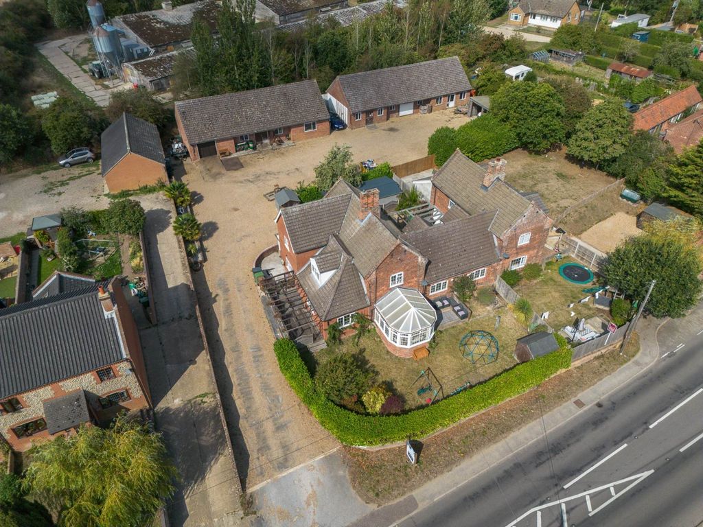 Property photo 1 of 33