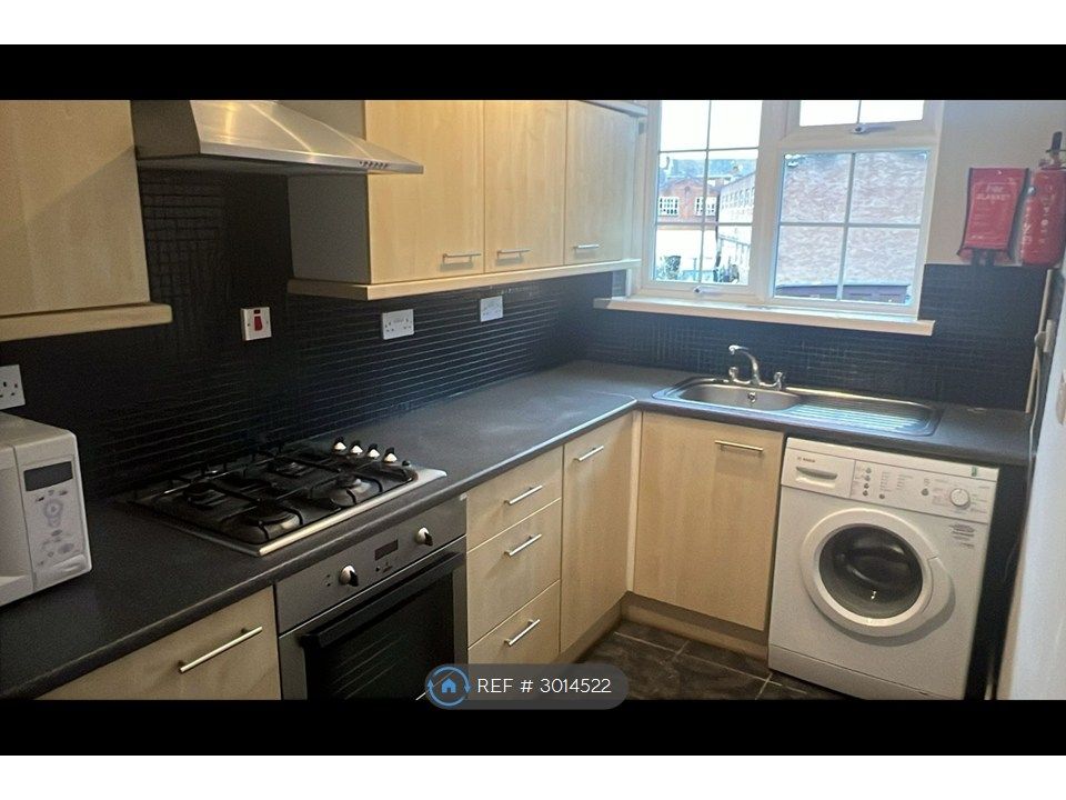 Property photo 3 of 18
