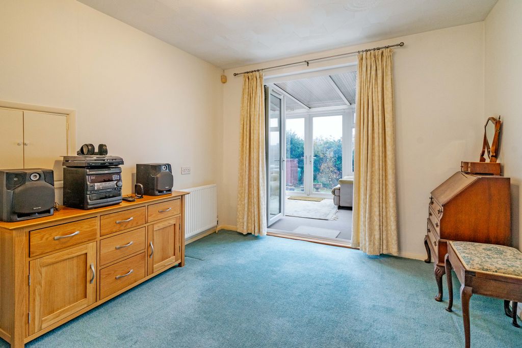 Property photo 3 of 13