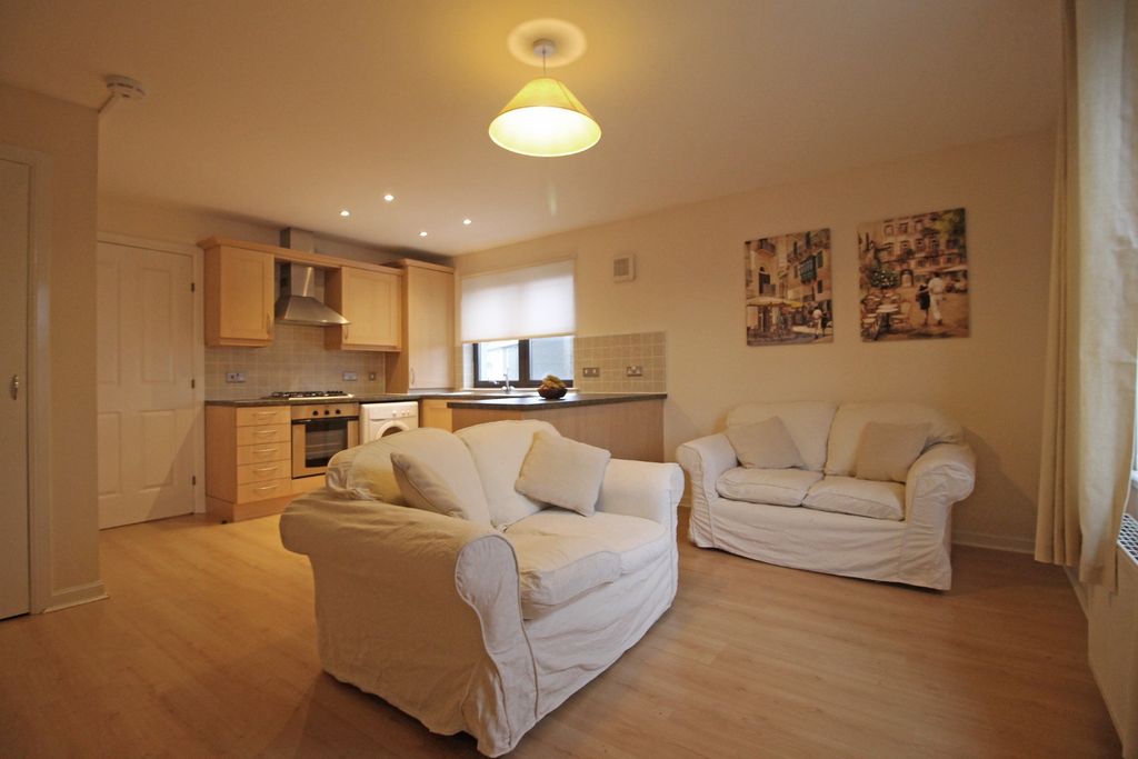 Property photo 2 of 6