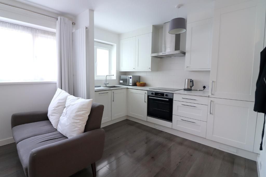 Property photo 3 of 9 Photo 3