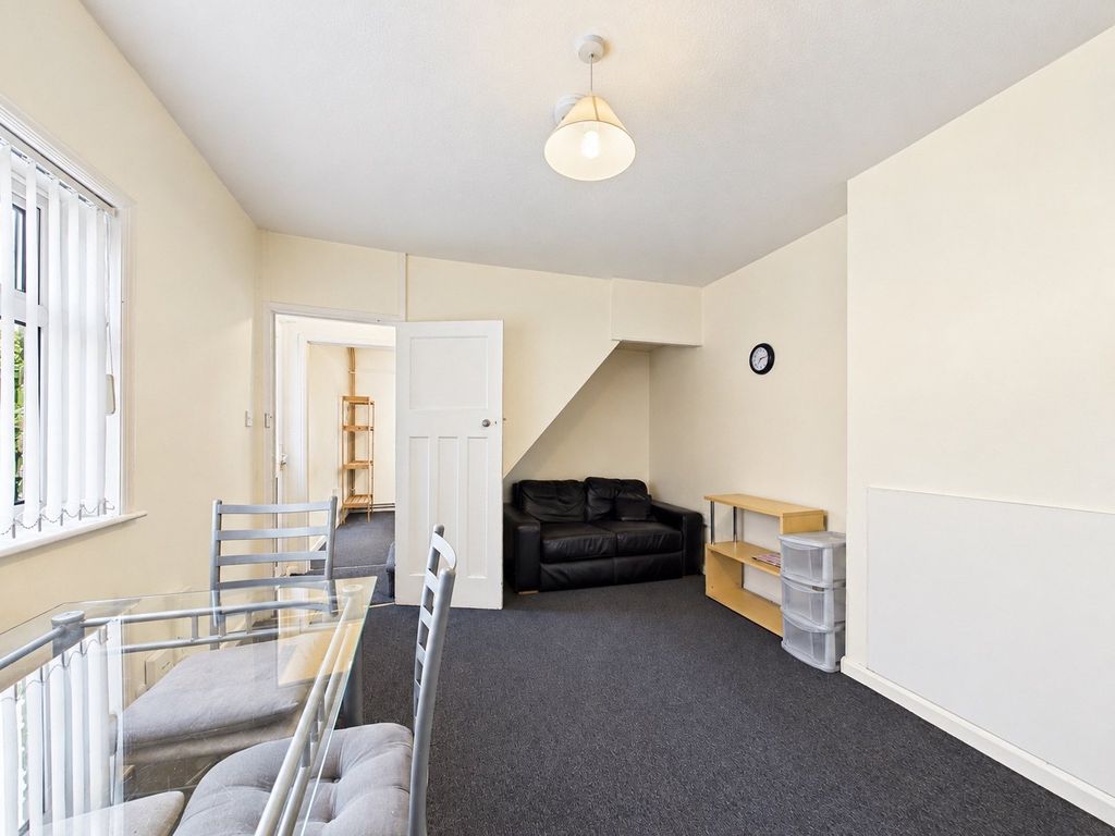 Property photo 3 of 11 Bright Neutral Living-Dining Room