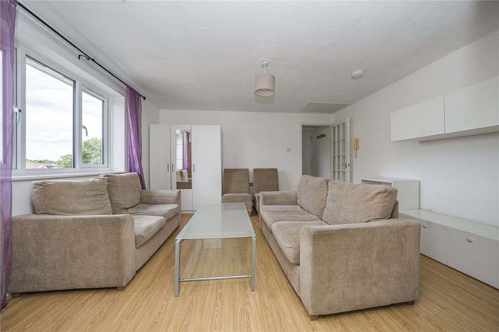 Property photo 2 of 9 Picture No. 07