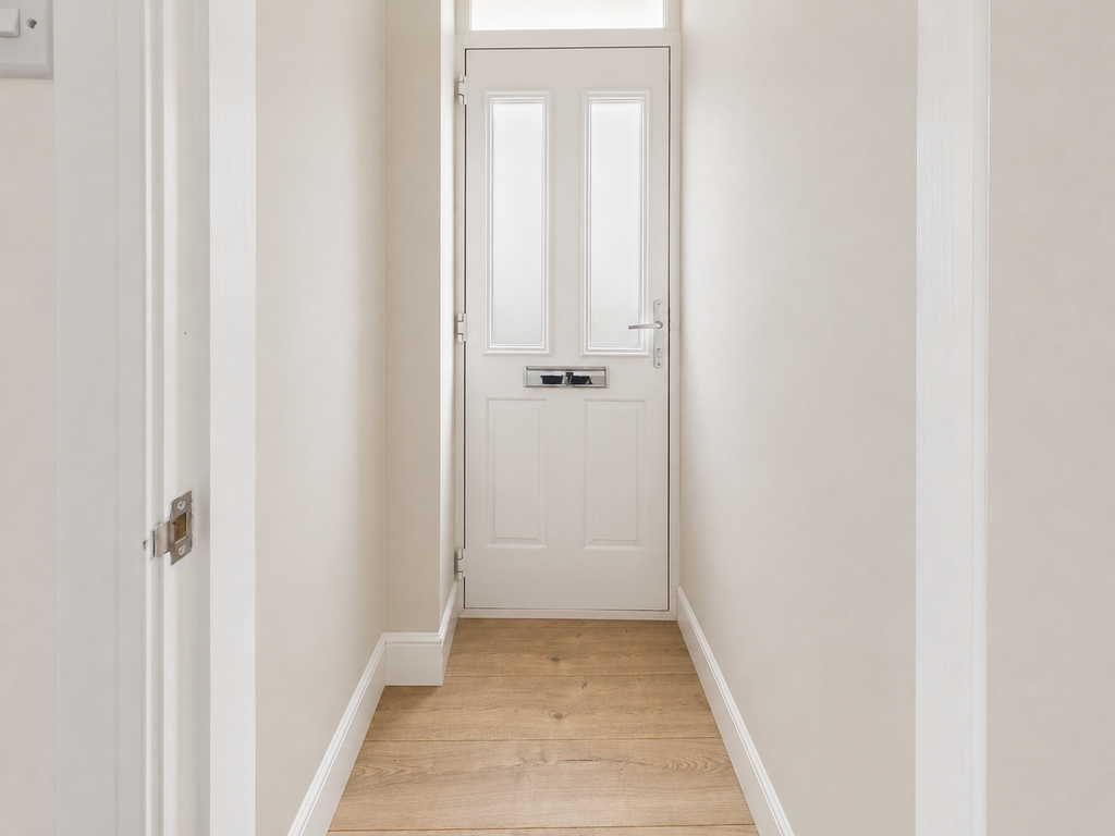 Property photo 2 of 17 2c50Ec59-26F8-4Ad0-9Ec2-675Ac1362968