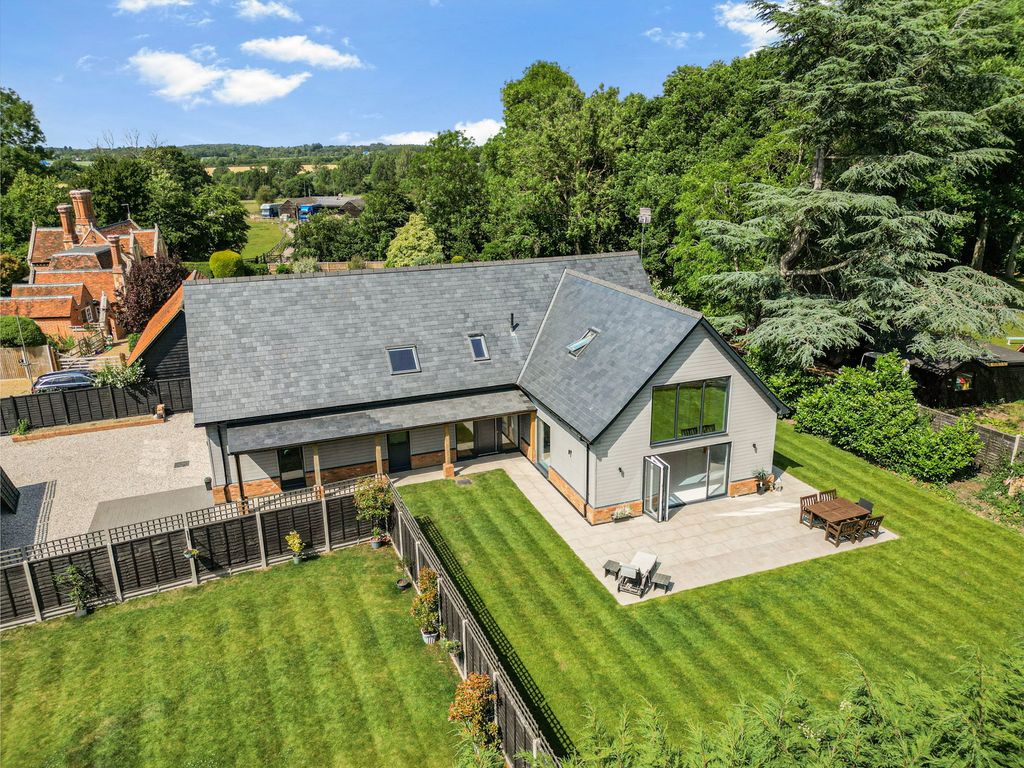 Property photo 1 of 33