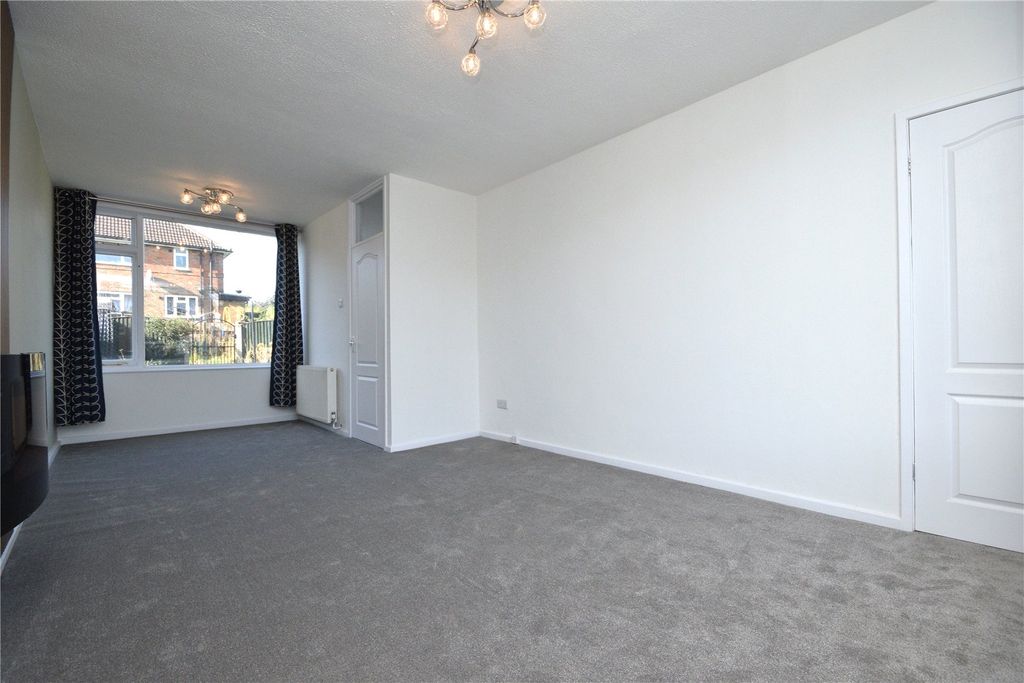 Property photo 3 of 16 Picture No. 15