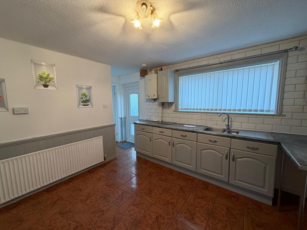 Property photo 3 of 9 Gallery