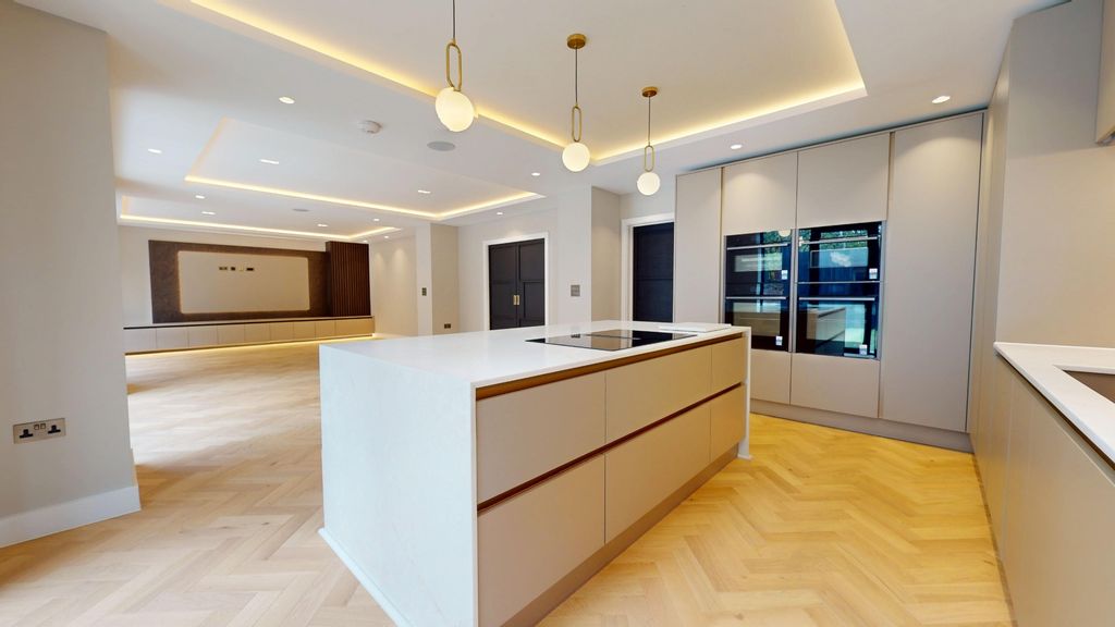 Property photo 3 of 45 4612782