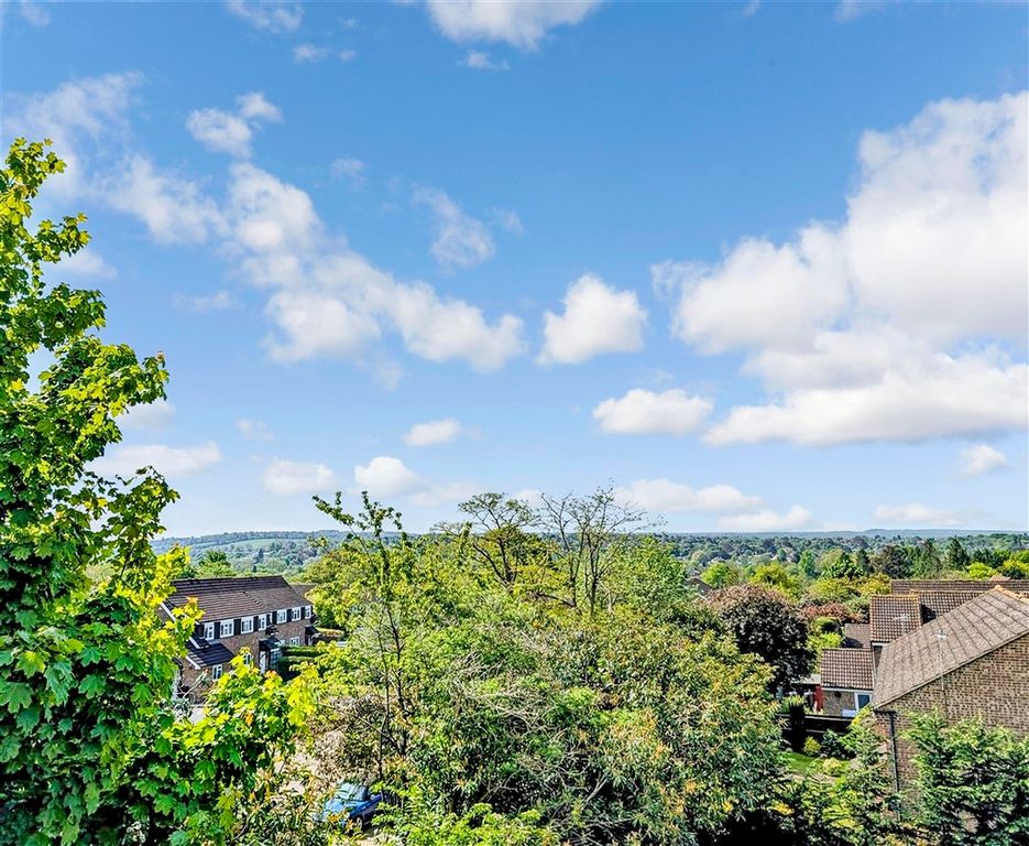 Property photo 3 of 10 View