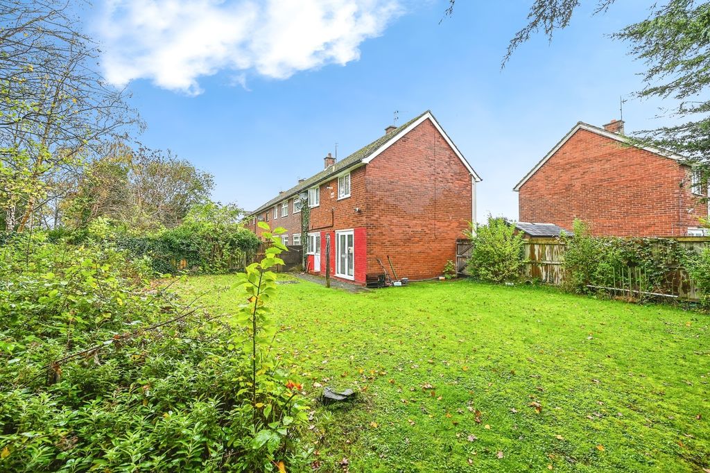 Property photo 2 of 17 Photo