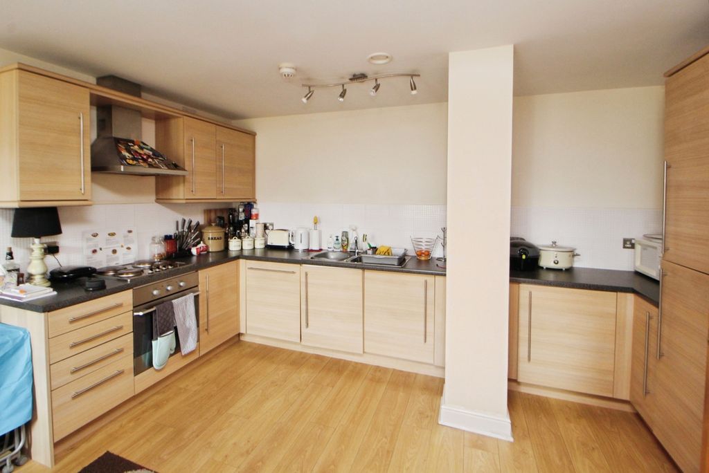 Property photo 2 of 7 Pbox-Img.Jpg