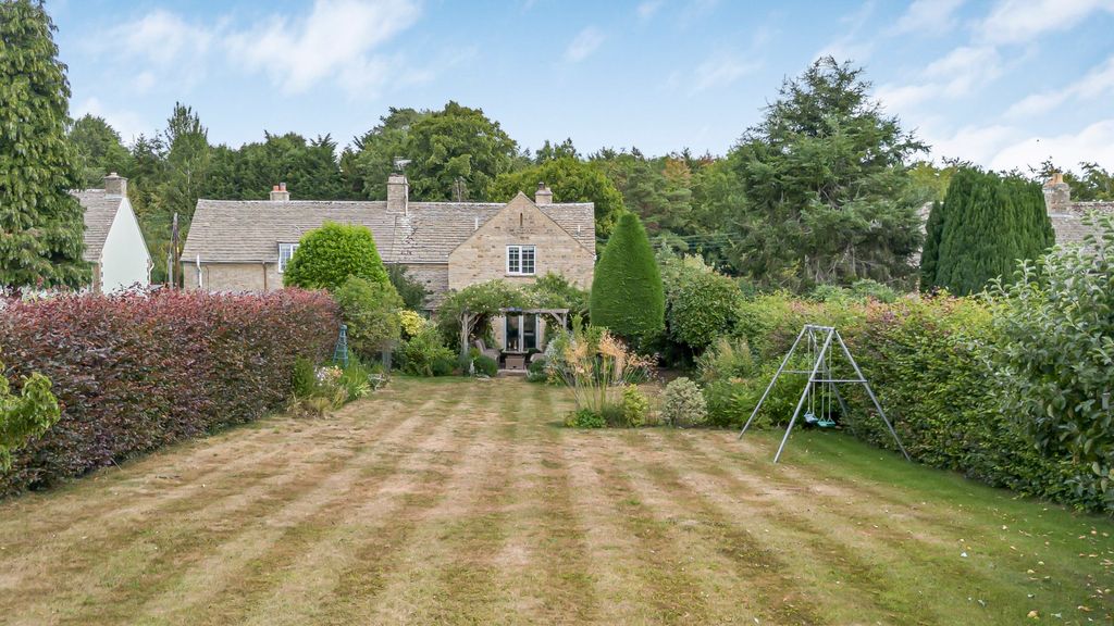 Property photo 1 of 24 Picture No. 10