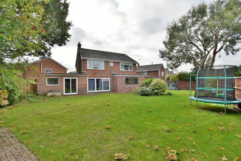 Property photo 3 of 22