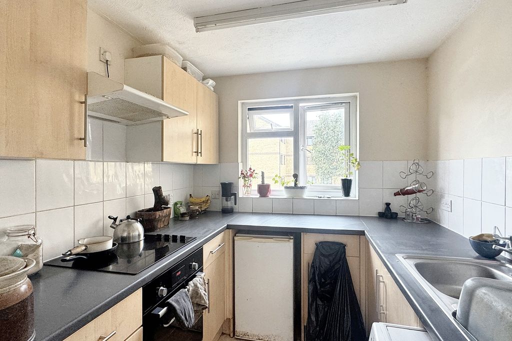 Property photo 2 of 8 Img_1309