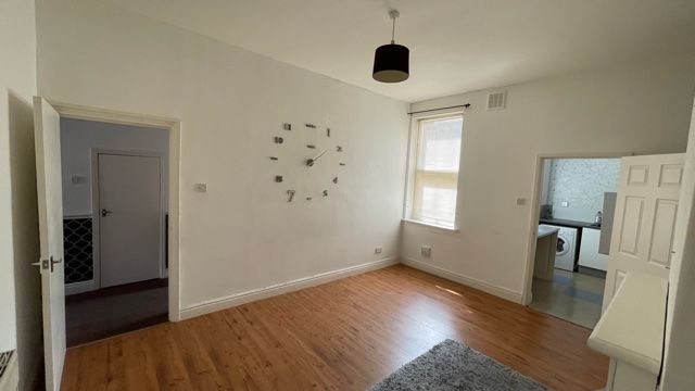 Property photo 3 of 5 Img_2607_5_Original.Jpg