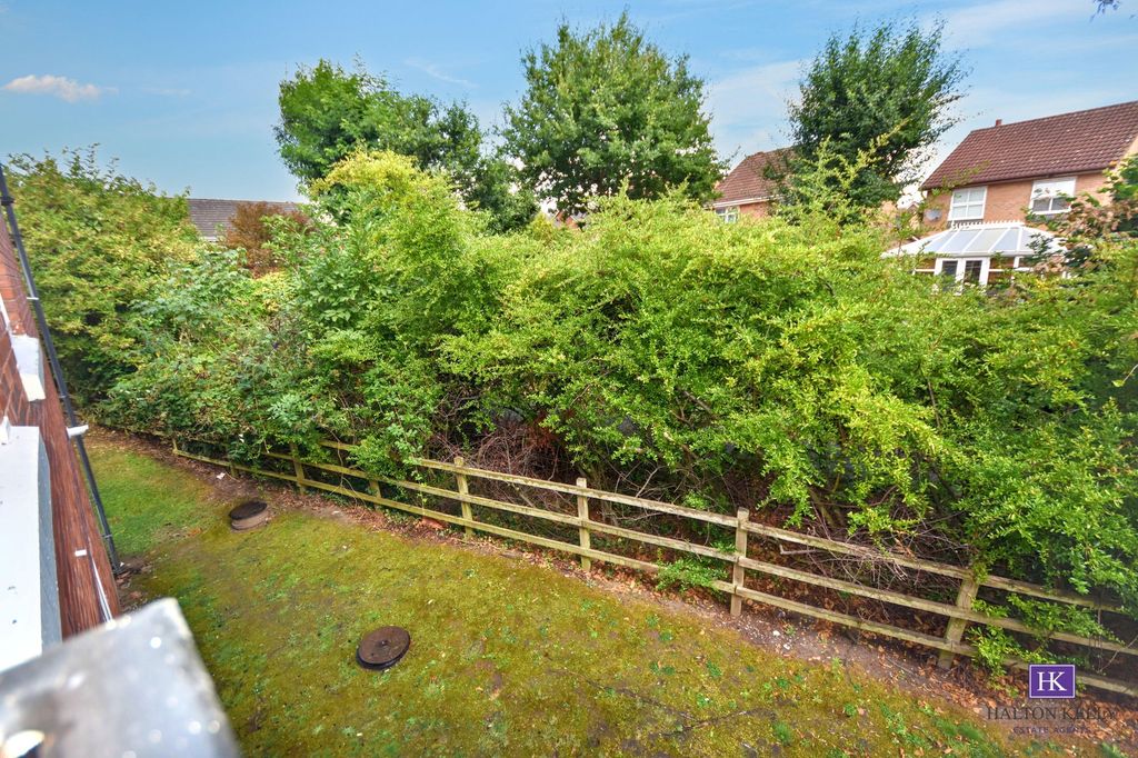 Property photo 3 of 3
