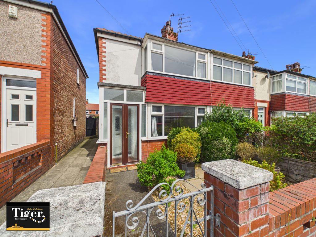 Property photo 1 of 11