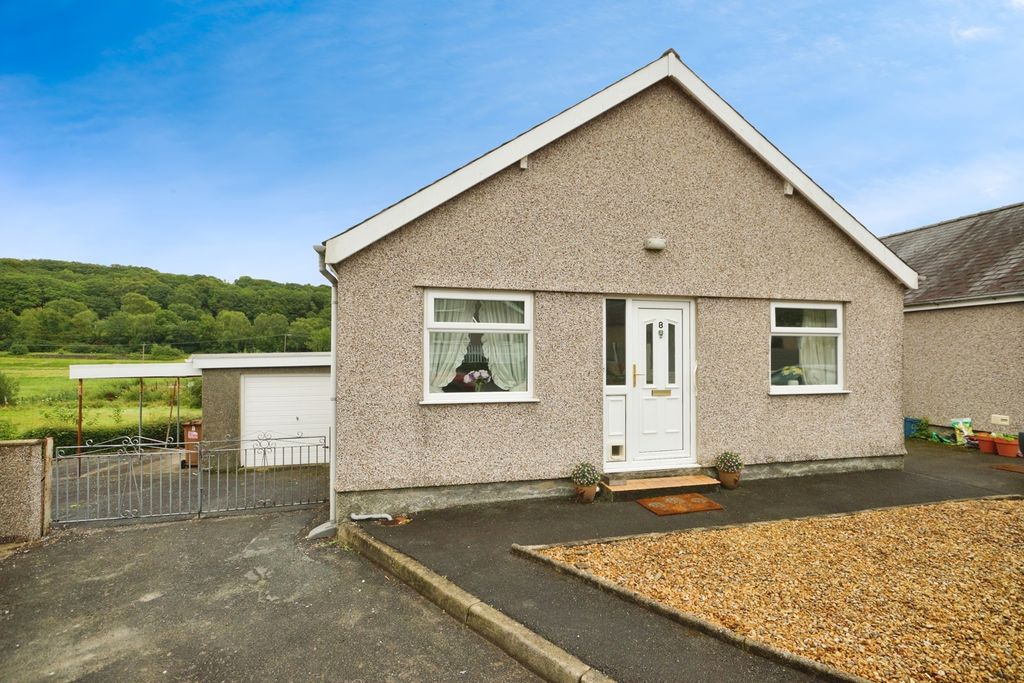 Property photo 1 of 17 Photo