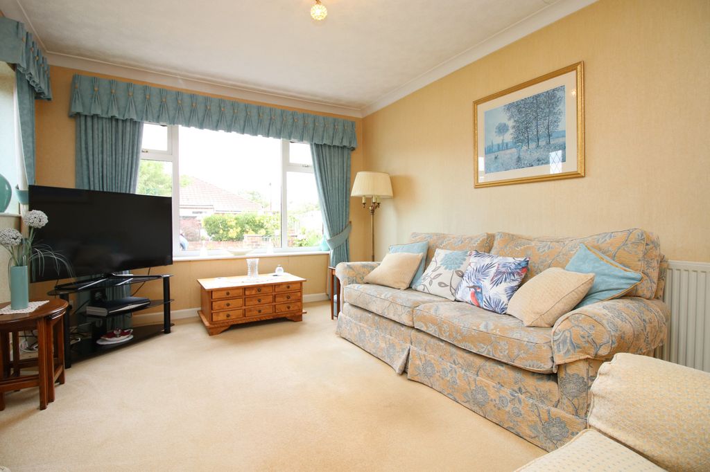 Property photo 3 of 22