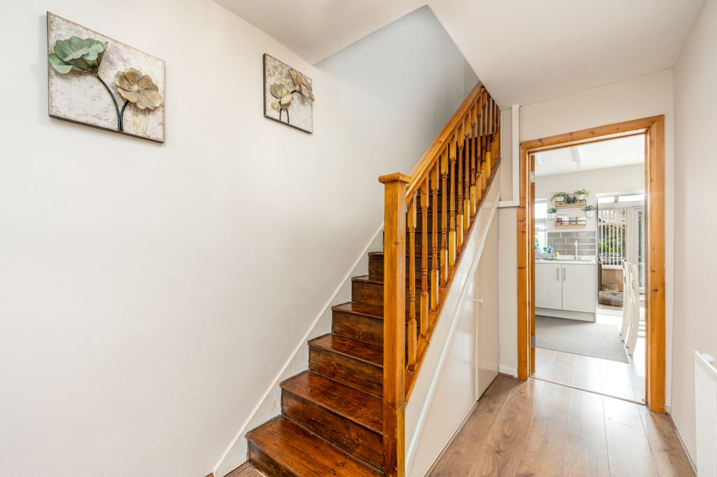 Property photo 2 of 30 03