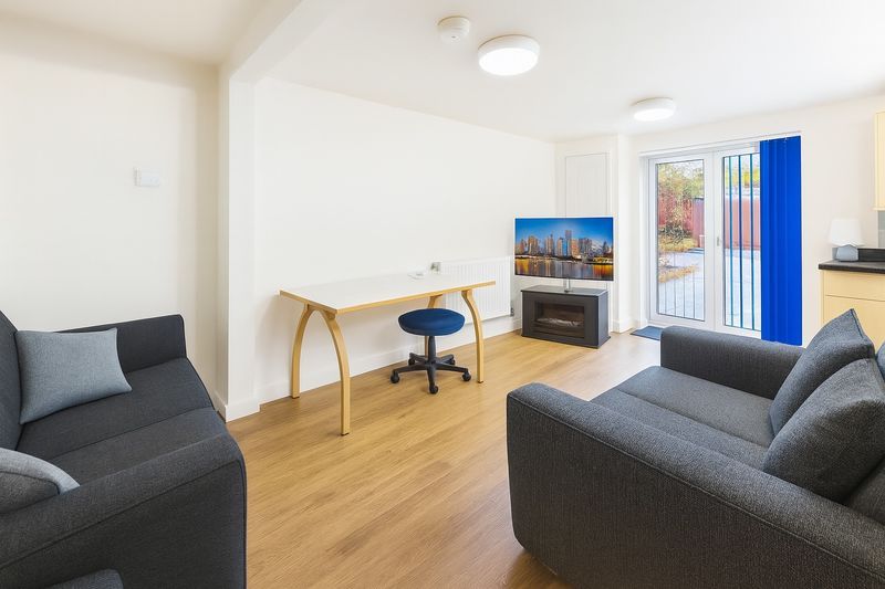 Property photo 3 of 14 Photo 4