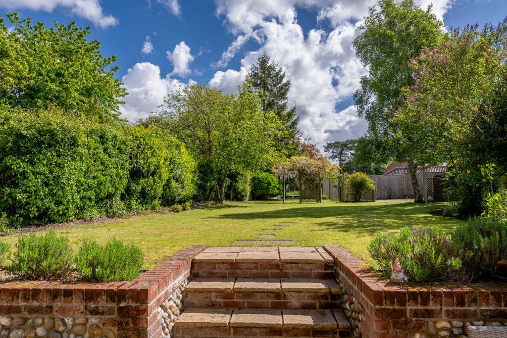 Property photo 3 of 30
