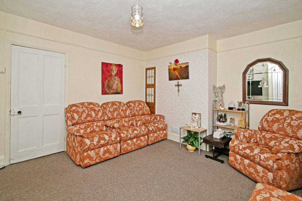 Property photo 3 of 21 Pbox-Img.Jpg
