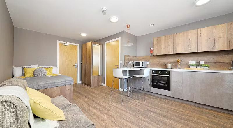 Property photo 1 of 8