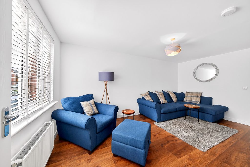 Property photo 3 of 29