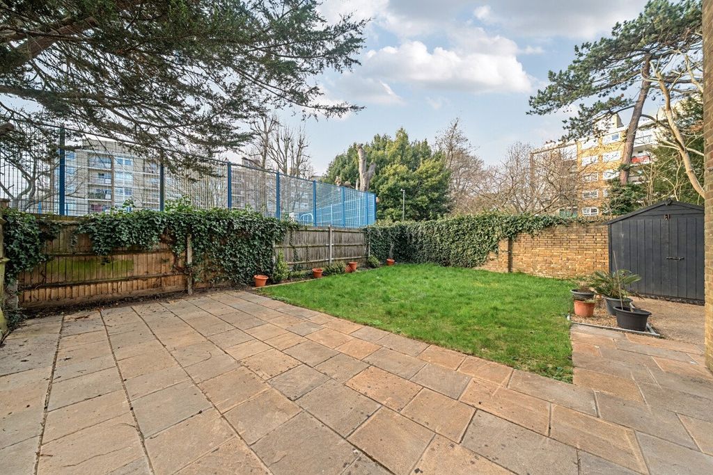 Property photo 3 of 9 Picture No. 15