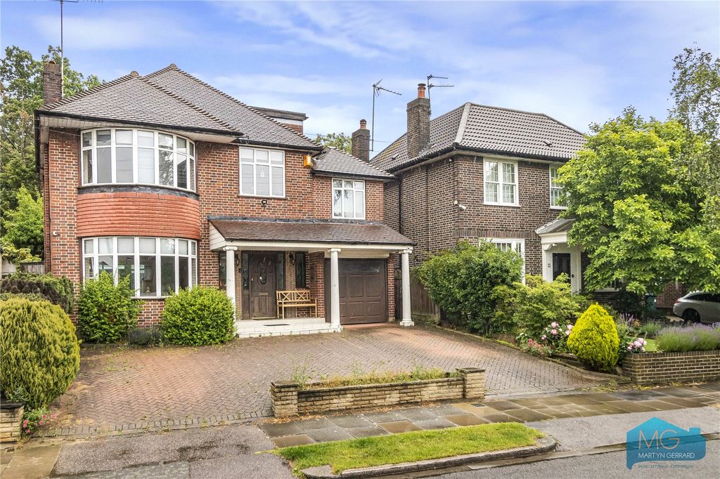 Property photo 1 of 37 Picture No. 35