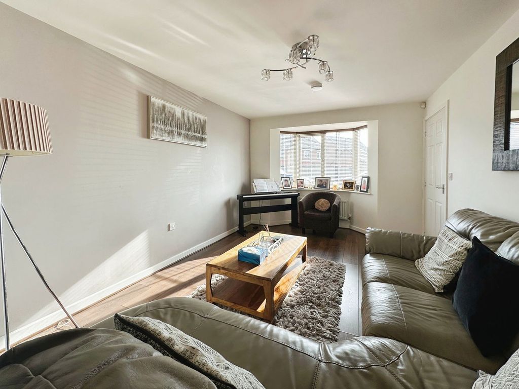 Property photo 3 of 23