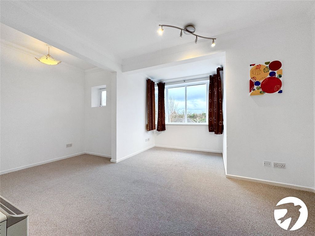 Property photo 2 of 14 Picture 2