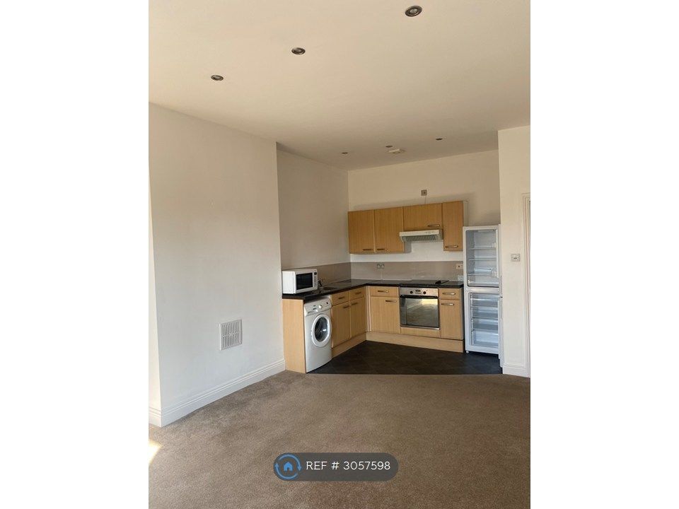 Property photo 2 of 14 Lounge And Kitchen
