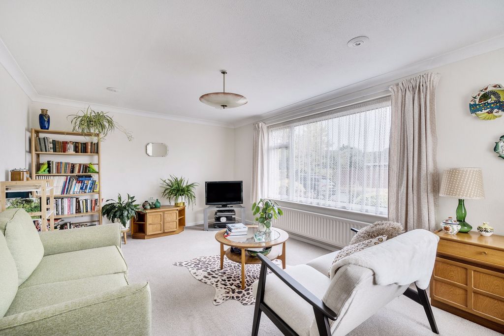 Property photo 2 of 14