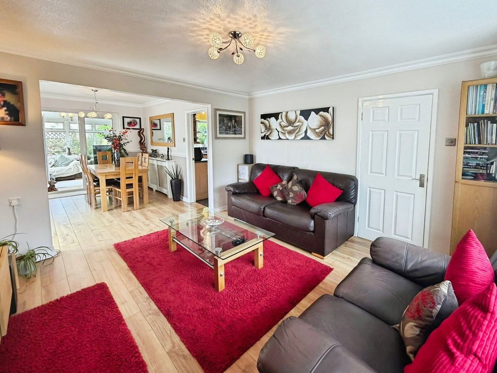 Property photo 3 of 39