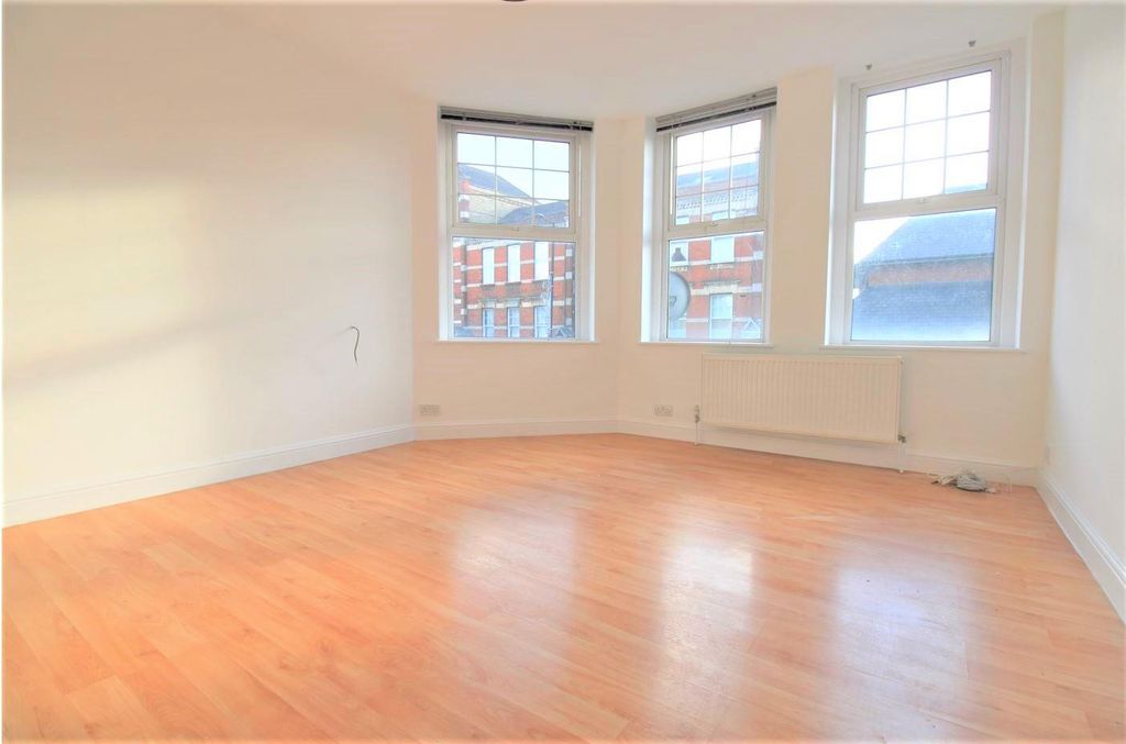 Property photo 2 of 7 Living Room 1.Jpg