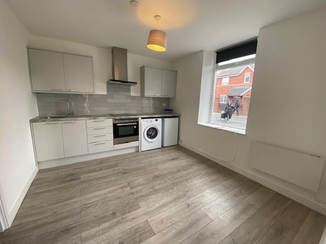 Property photo 1 of 6 Kitchen