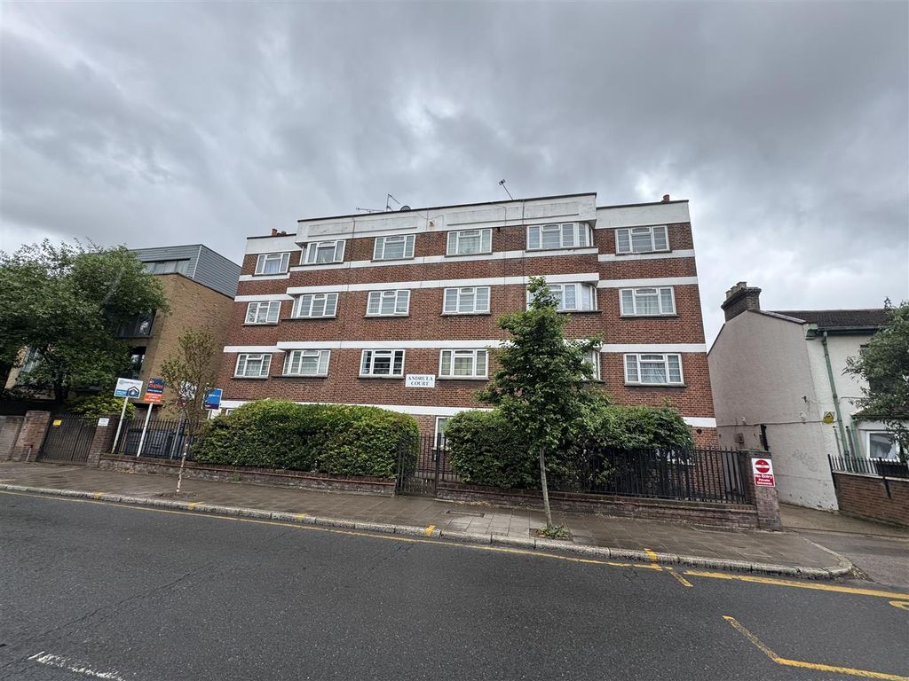 Property photo 1 of 17 Andrula Court N22
